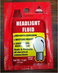 youre-my-boi-micool:squid-fiction: acenyx:  GUESS WHO FOUND HEADLIGHT FLUIDI DID