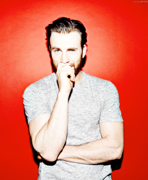 lilyjwrites:  25 days of Chris Evans: Day Three
