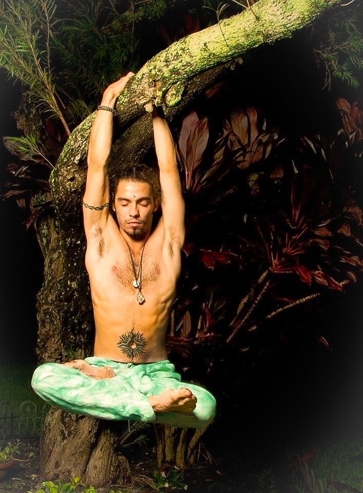 laekoa:  ☮nature, vintage, hippie blog☮ following back similar 