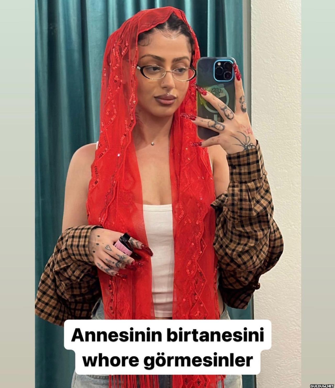 Tatsız Bir Fotoğraf on...