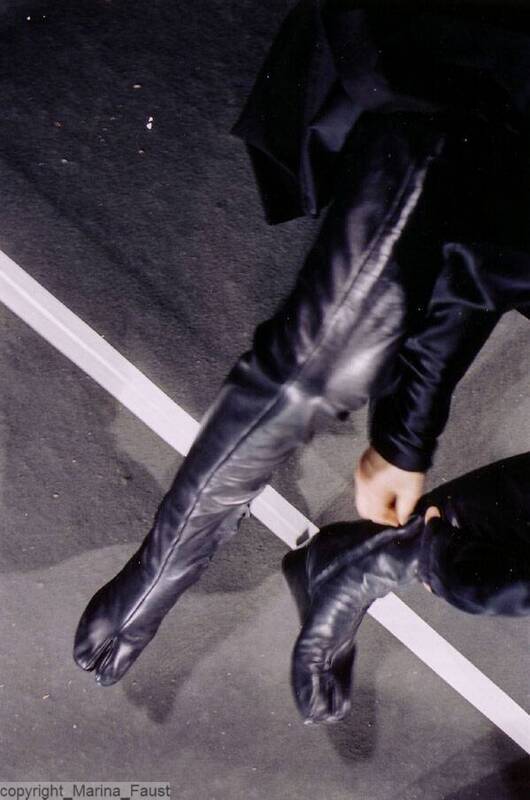 lukasschwering:  Martin Margiela Tabi bootsmarina faust