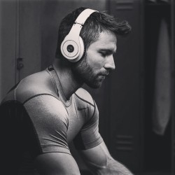 beardburnme:  “#sebastianswiatek_fitnessmodel #fitnessmodel #fit #fitness #face #nike #shooting #beats#model #models #malemodel #malemodels #modelagency #modelagentur #instapic #instlike #blackandwhite #me#man#men#menshealth #sportmodel #sport” by