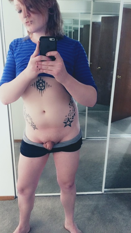 wreckmyshit:Pretty clitty How sexy is she !!!!!