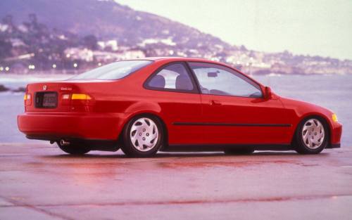 privaterunner:  In 1992-1995 some Honda dealerships had lowered Honda Civics as an option for buyers. :P haha