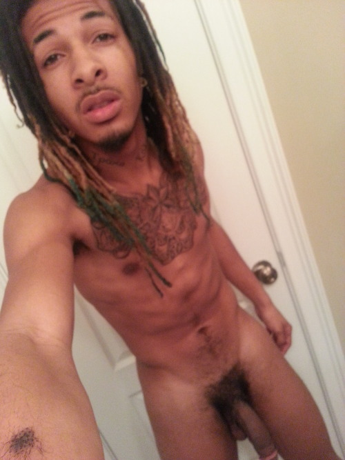 sleazepeddler:  lilfacebsf:  #HORNY LOL  For more posts like these…follow the Sleaze Peddler! If you’re brave and got a dick, ass, body or face worth showing off…SUBMIT HERE! 