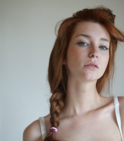 Whatifshes:  Hello There #Nsfw #Sexyfrex