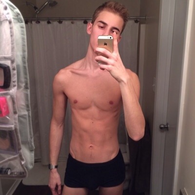 soccerjockbottom:  ksufraternitybrother:  MASSIVE DICK KSU-Frat Guy: Over 98,000