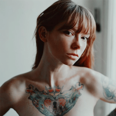 womansicons:  like/reblog or © @travisfmmel   