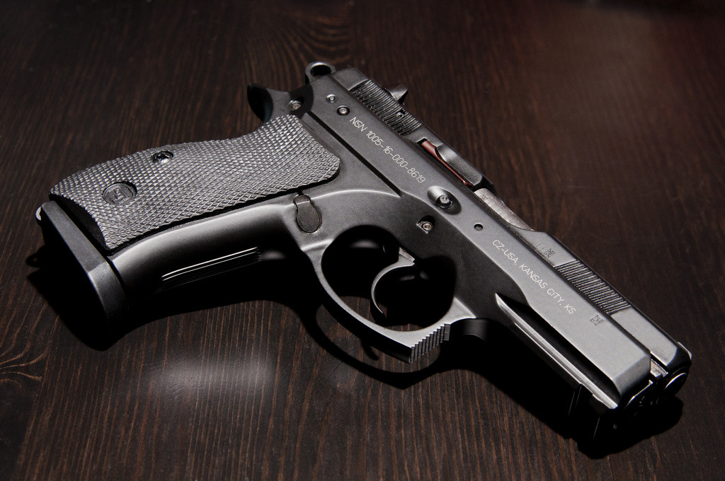 stay-zeroed:  CZ75P01 (by Coggsman) 
