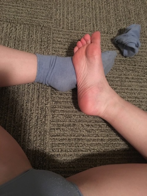 Wish I had someone to gag with my stinky socks or make suck on my sweaty little toes…