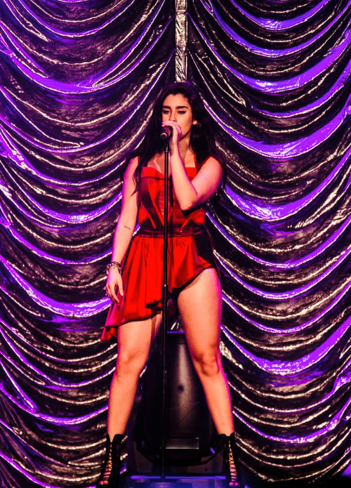 xxlaurenjauregui: via