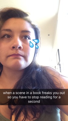 hella-bogus:  I send cute snaps when I’m in the middle of a good book 👍🏽
