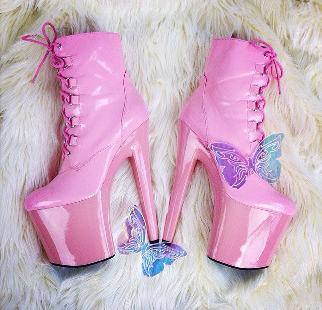 feelingvaguevintage:  90s Bubblegum Pink Lace Up D-Ring Mega Platform Ankle Boots