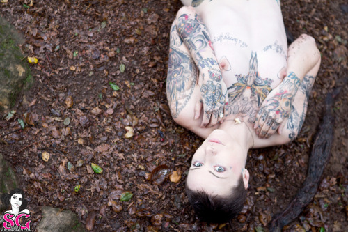 ohmygodbeautifulbitches:  ThugWife