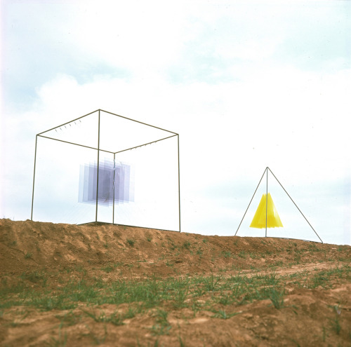 metagnosis:Piotr Kowalski, Cube nº3 & Pyramide nº4
