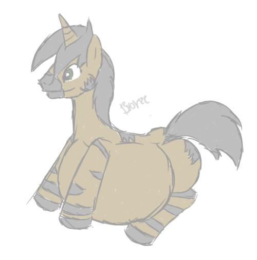 ask-bronze-the-pony: Bronze Fattened (WG)A fattened up Bronze. Enjoy Ploc (REQ, Mpreg)Requested by 