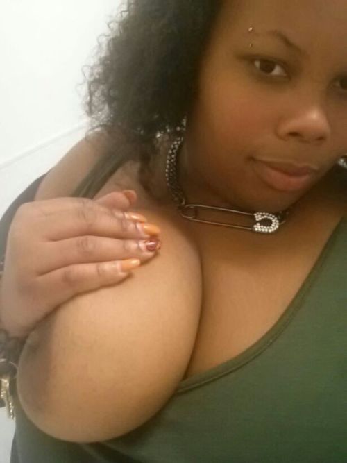 hoodfreaks:  Submission