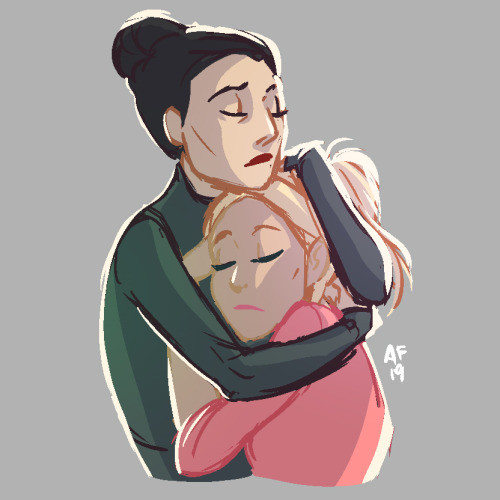 anniemay-af:hugsiejust a little doodle between a comic page and an illustrated bookI miss ‘em 