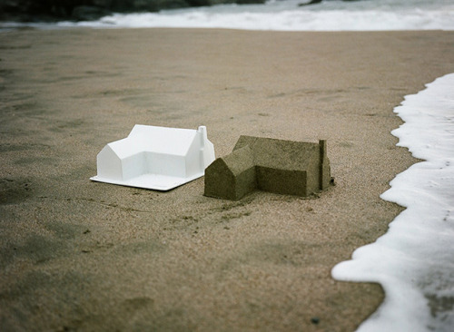 devidsketchbook:A SAND CASTLE SUBURB CONSUMED BY THE OCEAN | Chad WrightMasterplan is a install