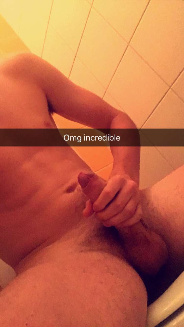 exposedsnapbois:  Footballer currently in Austria with his team on pre season training