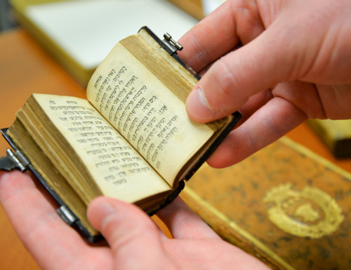 A tiny gem for World Book Day. Measuring just 8 cm (3 inches) this tiny prayer book is bound in tort