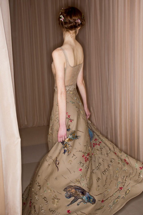 Valentino Haute Couture S/S 2015 backstageMore here