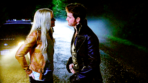 naiariddle:Emma and Killian standing next to the other. They have explossive chemistry no matter wha