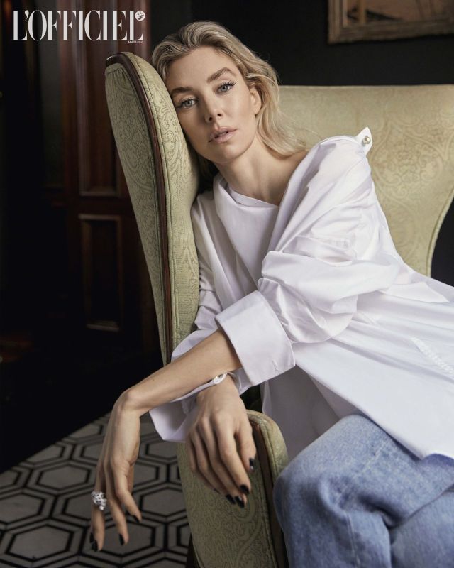 Vanessa Kirby – L’Officiel Magazine December 2023