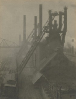 dame-de-pique:  Edd A. Ruggles  - Steel Plant,