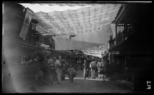 onceuponatown:Japan, 1908. Photos by Arnold Genthe.