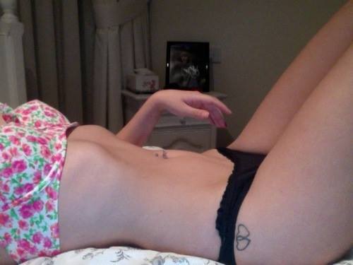 sevenspacemonkeys:  ✿ Pretty pale ✿
