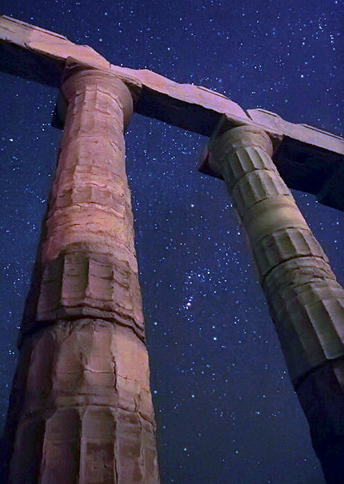 hellas-inhabitants:Attiki Sounio.The majestic Temple of Poseidon.Night, I counted the starson top of