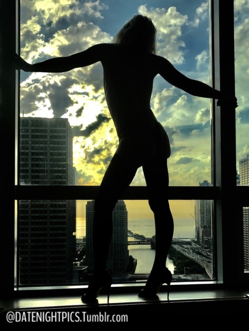 datenightpics:  Morning light in Chicago….