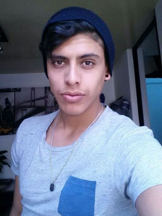 gaysexpuestos1:  Alan milla de puebla