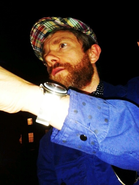 vicjagger: At the Stage Door of Shakespeare’s Richard III, with Martin Freeman signing autogra