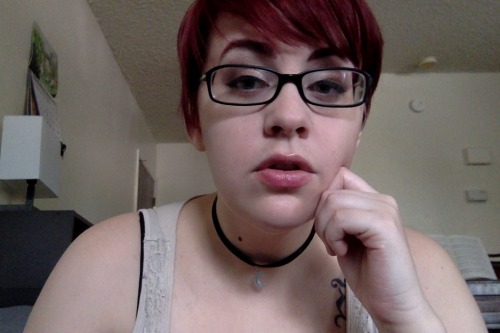 yoccu: no lipstick yet since i dont want it to come off by the time i leave the house but its a p go
