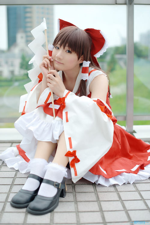 Touhou Project - Reimu Hakurei (Kishigami Hana) 1-3