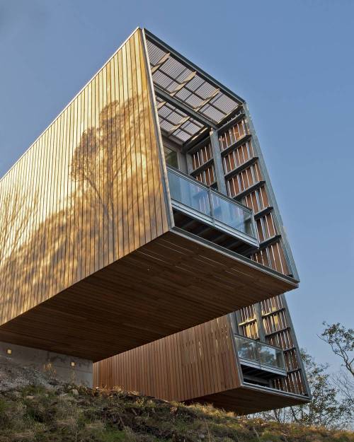 modernizing:  Two Hulls House by MacKay-Lyons Sweetapple Architects