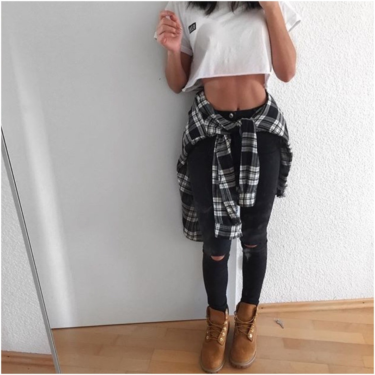 shez-a-bitch:  DISCOUNT CODES MK40 MK45on  50% ALREADY DISCOUNTED CLOTHING! WITH