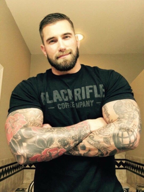 Love Big Muscle