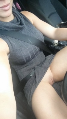 cheatingsluttyteen:  hehe in my car! 