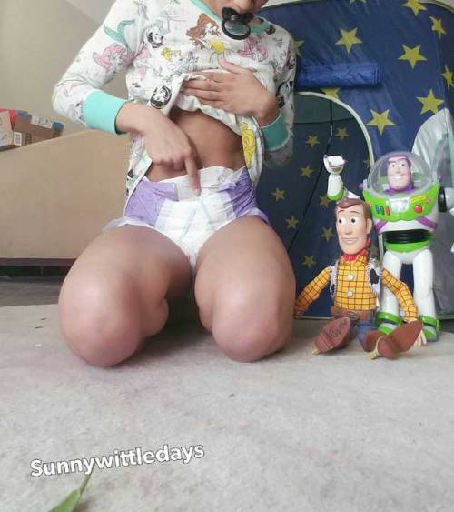 sunnywittledays:What do you mean only little ones wear these?