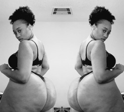 princejazziedad:DeliciouslySexy. BigBaad. BootiDelicious. MCurviLicious. Mamita .