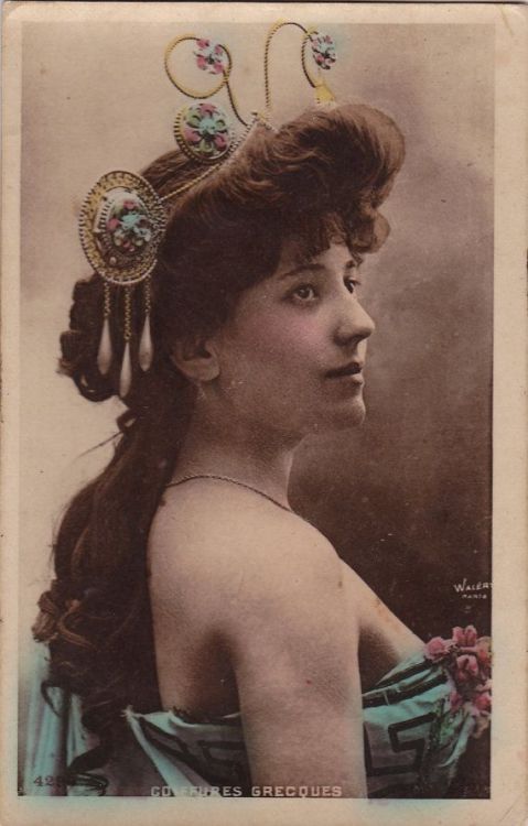 Belle Epoque Lady Coiffures Grecques by Walery..1907