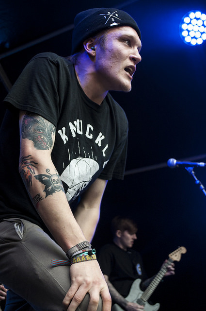 lettheoceantakemee:  Neck Deep by tashacassidyphotography on Flickr. 