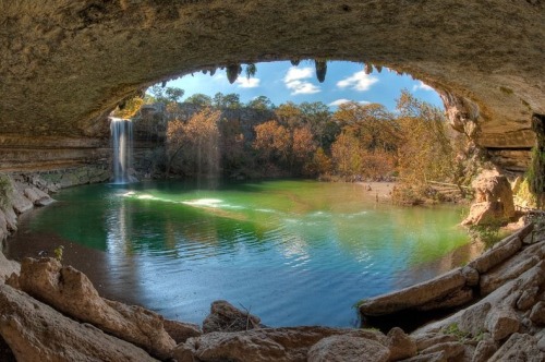congenitaldisease: Hamilton Pool Preserve is a natural pool, located just 23 miles west of Austin, T