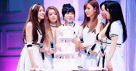 bo-mi: happy 6th anniversary to the girls who brought us amazing music, joy and laughter! we, pandas