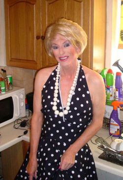 hgillmore:  Well Dressed Crossdressers and