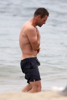 hotfamousmen:  Aaron Eckhart