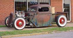 morbidrodz:  Check out this blog for more vintage cars, hot rods, and kustoms